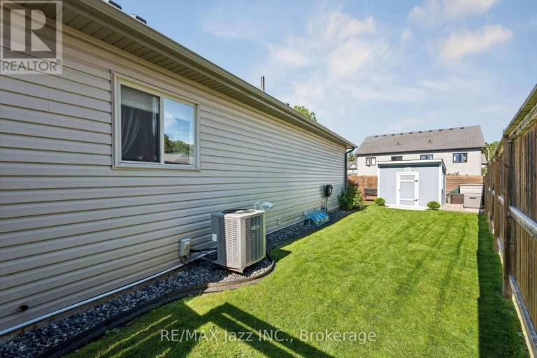 9 TRILLIUM WAY, Norfolk (Simcoe), Ontario, N3Y0B8