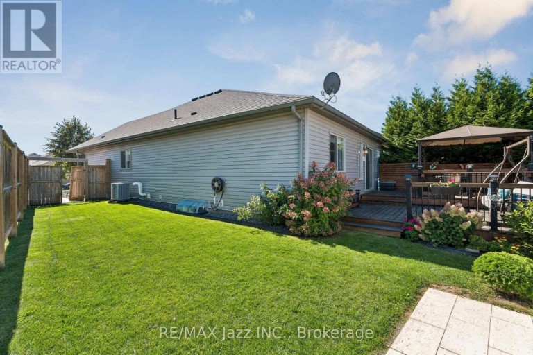9 TRILLIUM WAY, Norfolk (Simcoe), Ontario, N3Y0B8