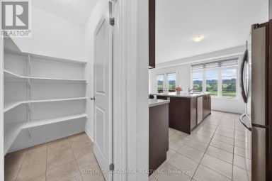76 CALYPSO AVENUE Springwater (Midhurst) Ontario photo 10