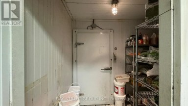 43 MAIN STREET E Grimsby (Grimsby East) Ontario photo 11