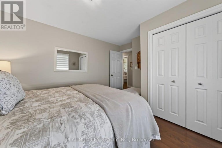 9 RONALD BLOORE DRIVE, Sarnia, Ontario, N7W1C5