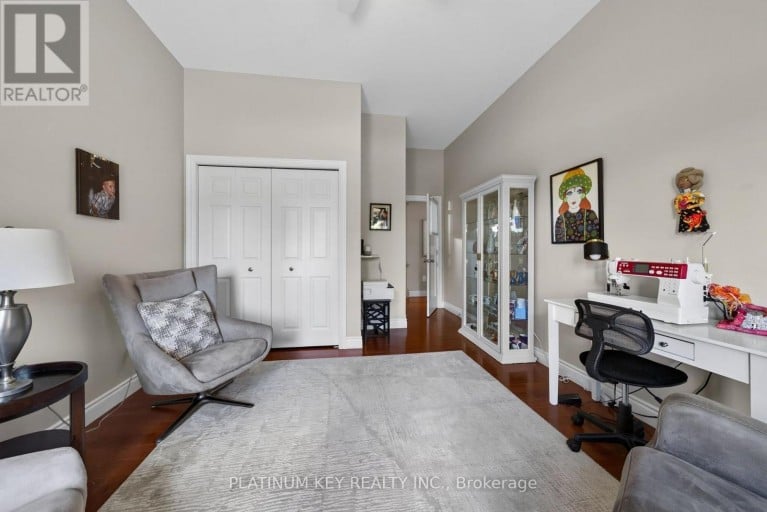 9 RONALD BLOORE DRIVE, Sarnia, Ontario, N7W1C5