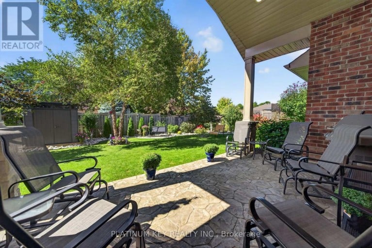 9 RONALD BLOORE DRIVE, Sarnia, Ontario, N7W1C5