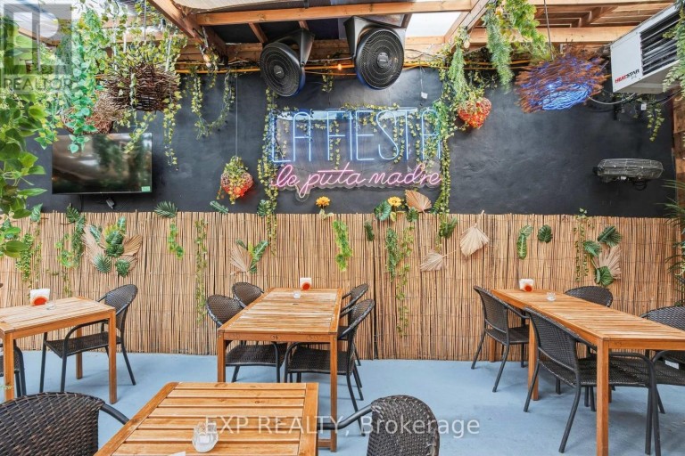 1263 QUEEN STREET W, Toronto (South Parkdale), Ontario, M6K1L5