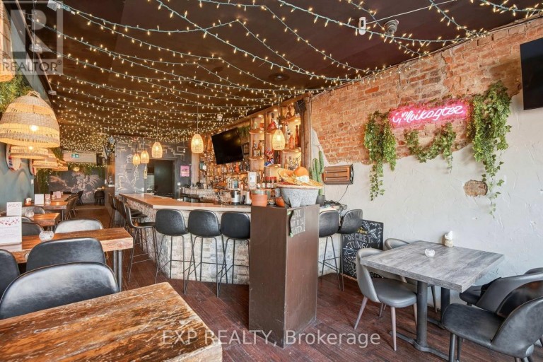 1263 QUEEN STREET W, Toronto (South Parkdale), Ontario, M6K1L5