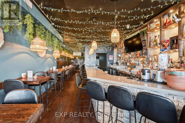1263 QUEEN STREET W, Toronto (South Parkdale), Ontario, M6K1L5