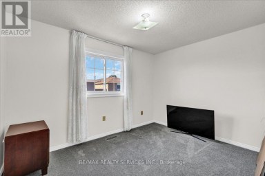 7 DUGGAN DRIVE Brampton (Fletcher's West) Ontario photo 24