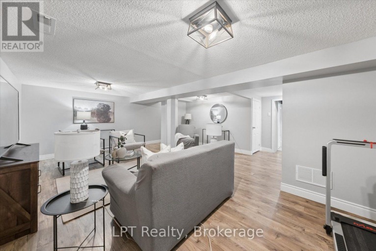 25 - 155 GLOVERS ROAD, Oshawa (Samac), Ontario, L1G7A4
