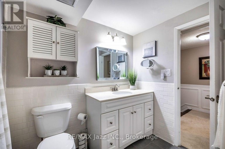 3 - 1330 TROWBRIDGE DRIVE, Oshawa (Centennial), Ontario, L1G7L1