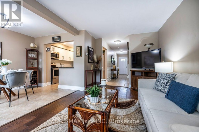 3 - 1330 TROWBRIDGE DRIVE, Oshawa (Centennial), Ontario, L1G7L1