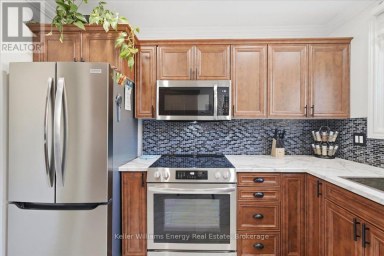 30 DOMINION DRIVE Kawartha Lakes (Lindsay) Ontario photo 12