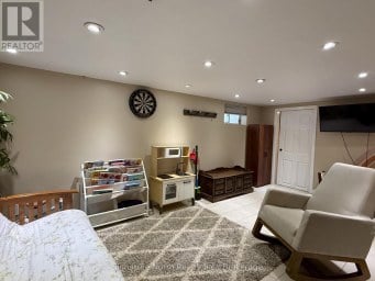 1712 SILLS STREET Thunder Bay (McKeller Park) Ontario photo 11