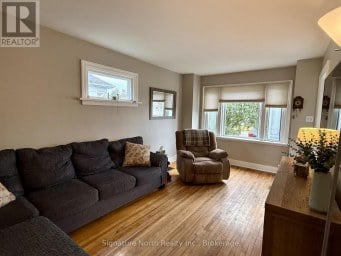 1712 SILLS STREET Thunder Bay (McKeller Park) Ontario photo 3