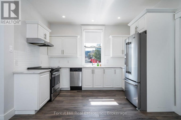 72 THIRD STREET, Collingwood, Ontario, L9Y1K5