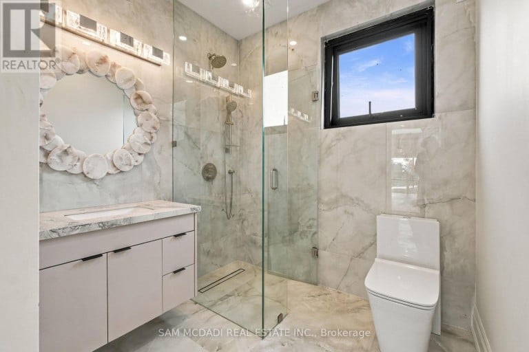 6 NORTH HILLS TERRACE, Toronto (Banbury-Don Mills), Ontario, M3C1M6