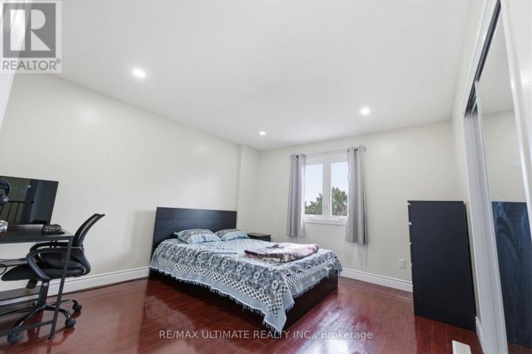 872 CORBETTS ROAD, Oshawa (Pinecrest), Ontario, L1K2E1