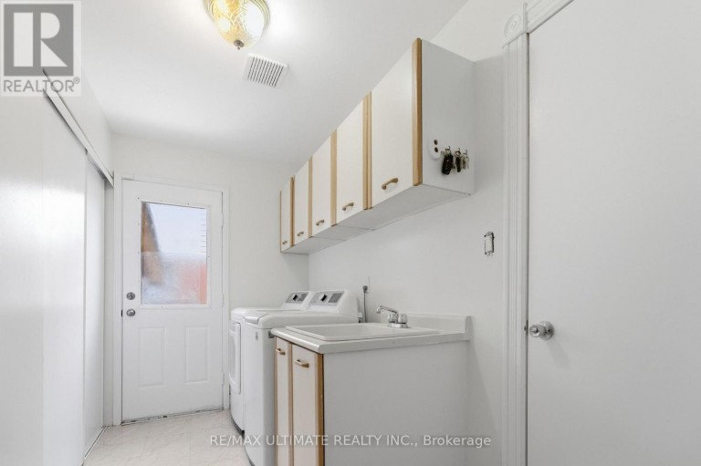 872 CORBETTS ROAD, Oshawa (Pinecrest), Ontario, L1K2E1