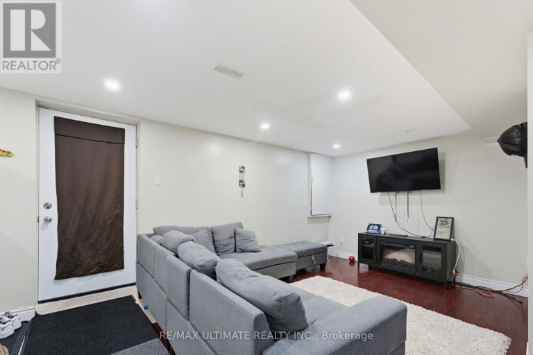 872 CORBETTS ROAD, Oshawa (Pinecrest), Ontario, L1K2E1