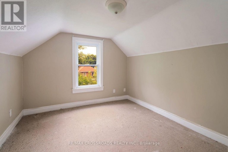 313 OLIVE AVENUE, Oshawa (Central), Ontario, L1H2P5