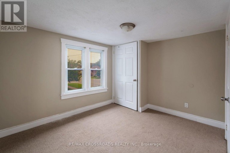 313 OLIVE AVENUE, Oshawa (Central), Ontario, L1H2P5