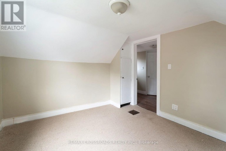 313 OLIVE AVENUE, Oshawa (Central), Ontario, L1H2P5