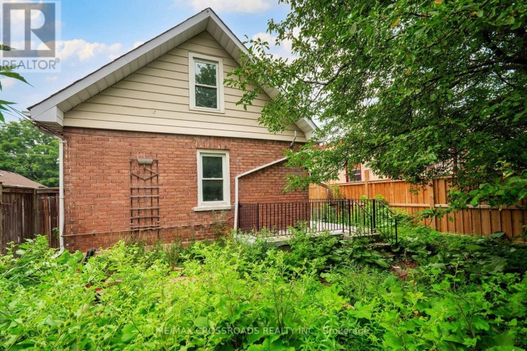 313 OLIVE AVENUE, Oshawa (Central), Ontario, L1H2P5