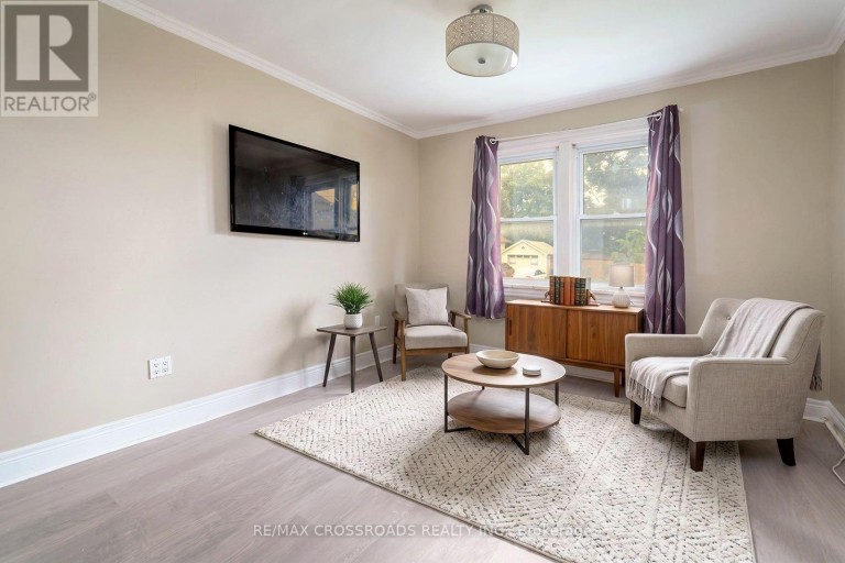 313 OLIVE AVENUE, Oshawa (Central), Ontario, L1H2P5