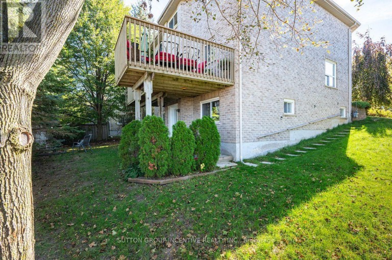 46 BELL STREET, Barrie (Ardagh), Ontario, L4N0H9