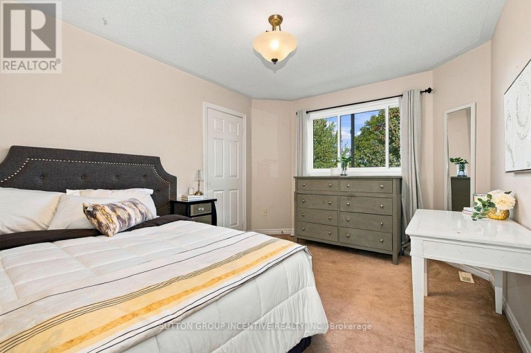 46 BELL STREET, Barrie (Ardagh), Ontario, L4N0H9