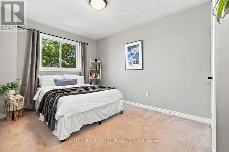 46 BELL STREET, Barrie (Ardagh), Ontario, L4N0H9