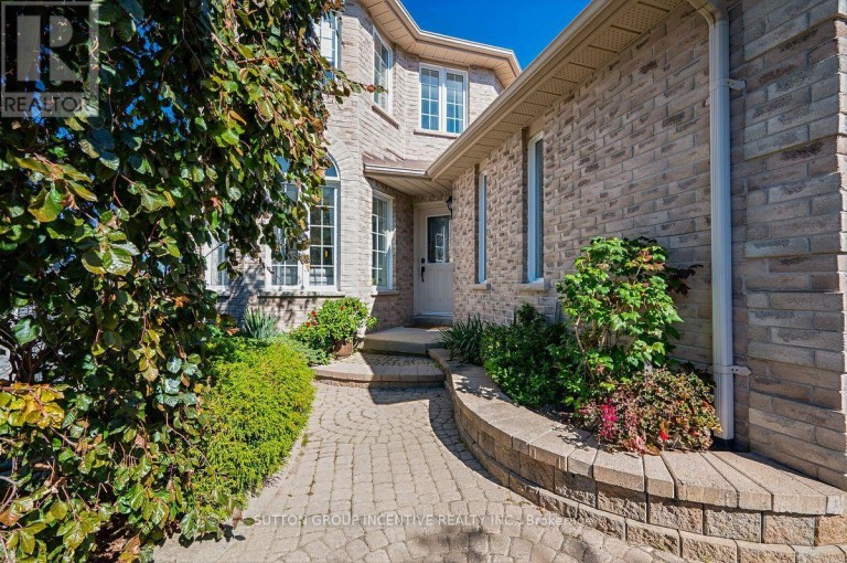 46 BELL STREET, Barrie (Ardagh), Ontario, L4N0H9