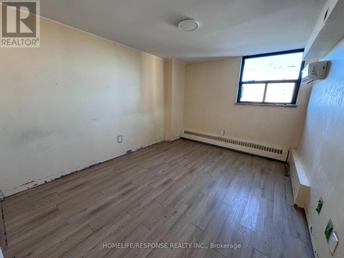 1903 - 390 DIXON ROAD, Toronto (Kingsview Village-The Westway), Ontario, M9R1T4