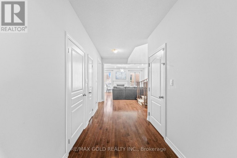 9 GODERICH DRIVE, Brampton (Northwest Brampton), Ontario, L7A5A7