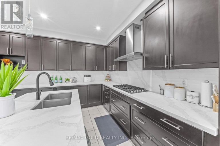 9 GODERICH DRIVE, Brampton (Northwest Brampton), Ontario, L7A5A7