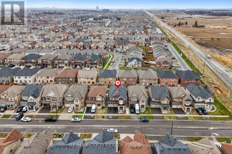 9 GODERICH DRIVE, Brampton (Northwest Brampton), Ontario, L7A5A7