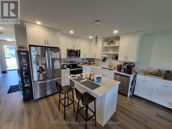 201 HOOPER STREET, St. Marys, Ontario, N4X0C1