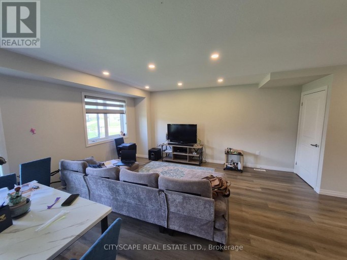 201 HOOPER STREET, St. Marys, Ontario, N4X0C1