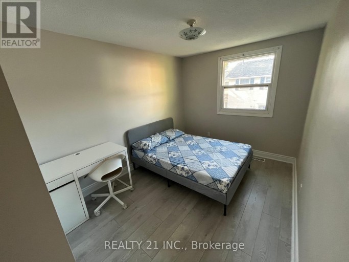 2 - 405 KEATS WAY, Waterloo, Ontario, N2L5S7