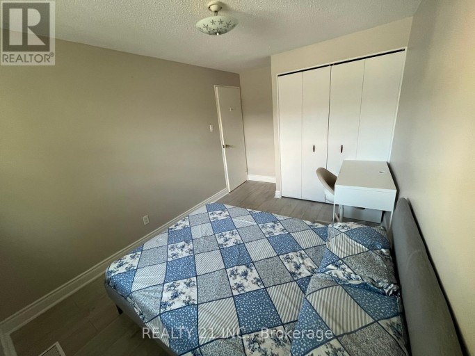 2 - 405 KEATS WAY, Waterloo, Ontario, N2L5S7