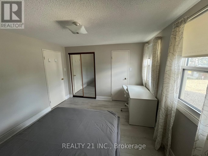 2 - 405 KEATS WAY, Waterloo, Ontario, N2L5S7