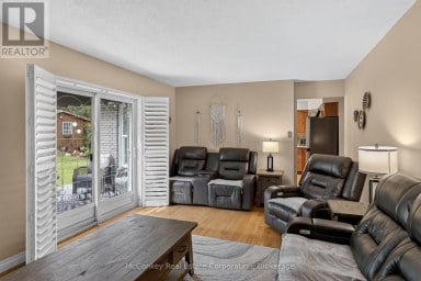 1817 PARKWOOD CIRCLE Peterborough (Monaghan Ward 2) Ontario photo 11