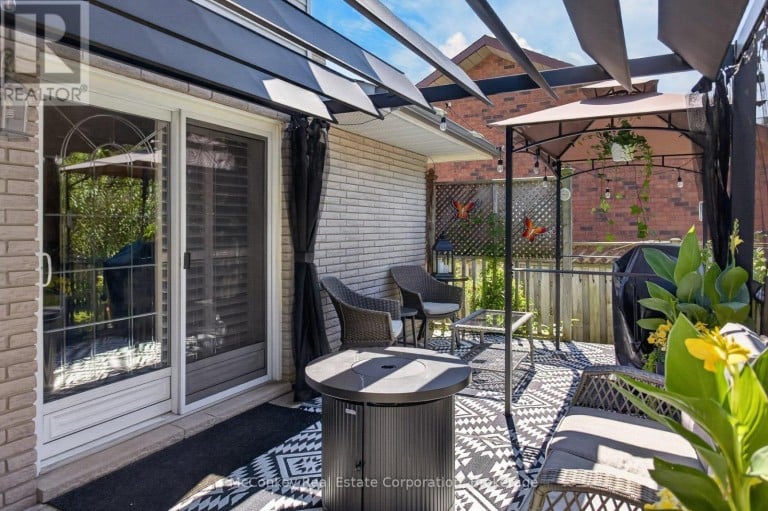 1817 PARKWOOD CIRCLE, Peterborough (Monaghan Ward 2), Ontario, K9J8C3