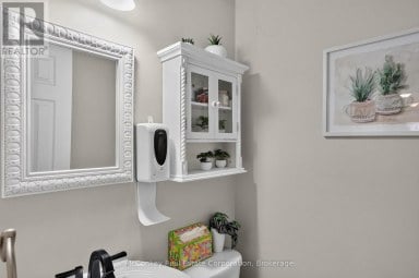 1817 PARKWOOD CIRCLE Peterborough (Monaghan Ward 2) Ontario photo 14