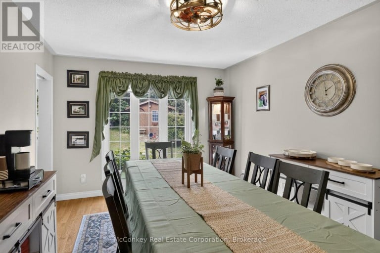 1817 PARKWOOD CIRCLE, Peterborough (Monaghan Ward 2), Ontario, K9J8C3