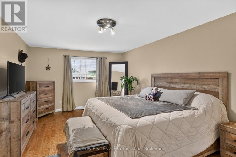 1817 PARKWOOD CIRCLE, Peterborough (Monaghan Ward 2), Ontario, K9J8C3