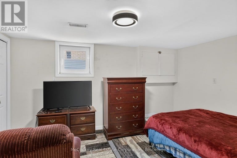 1817 PARKWOOD CIRCLE, Peterborough (Monaghan Ward 2), Ontario, K9J8C3