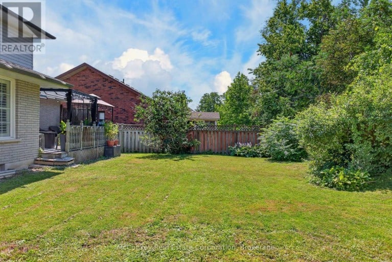 1817 PARKWOOD CIRCLE, Peterborough (Monaghan Ward 2), Ontario, K9J8C3