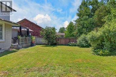 1817 PARKWOOD CIRCLE Peterborough (Monaghan Ward 2) Ontario photo 35