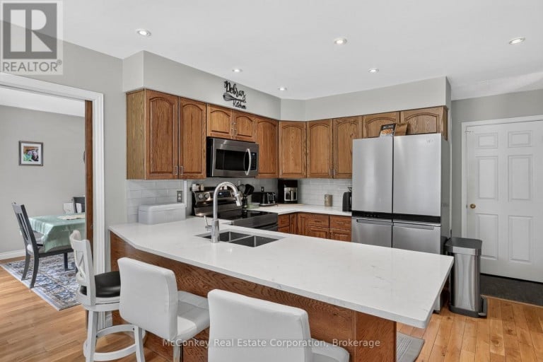 1817 PARKWOOD CIRCLE, Peterborough (Monaghan Ward 2), Ontario, K9J8C3