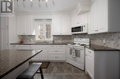 94 CAMBRIA STREET Stratford Ontario photo 13